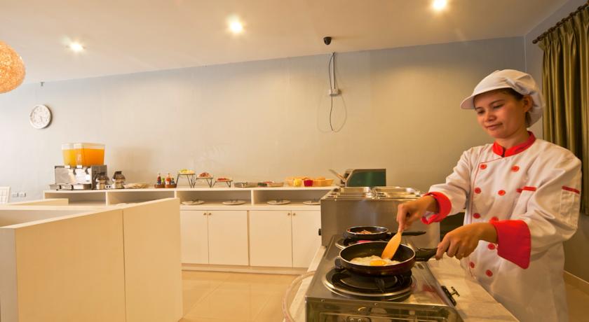 Ресторан со шведским столом