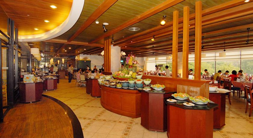 Ресторан шведский стол