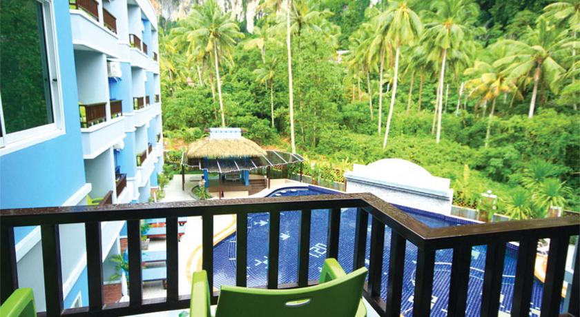 Вид с балкона номера