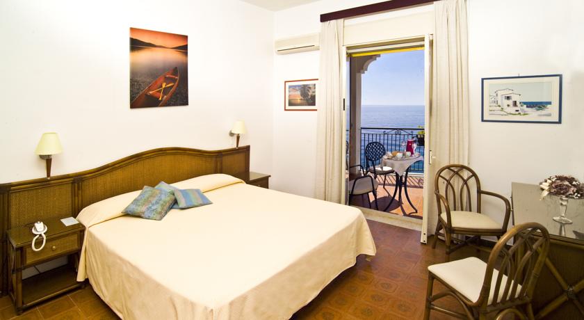 Номера в отеле Park Hotel Silemi, Летоянни, Италия