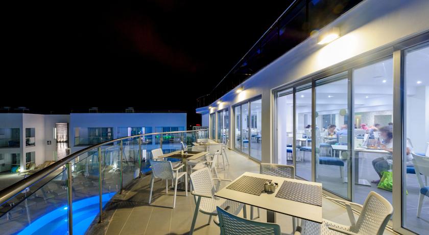 Терраса отеля