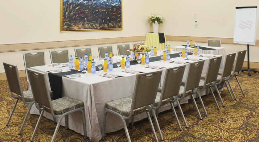 Конференц-зал