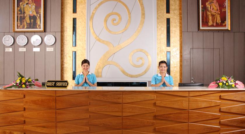 Рецепция в холле