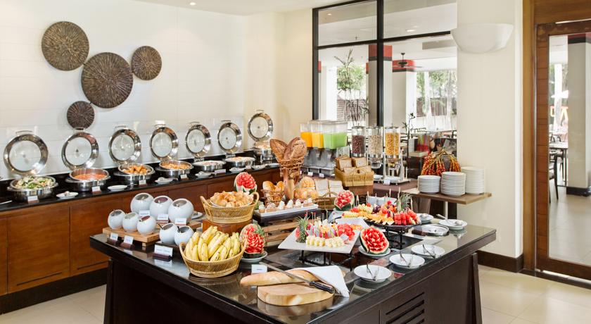 Ресторан со шведским столом