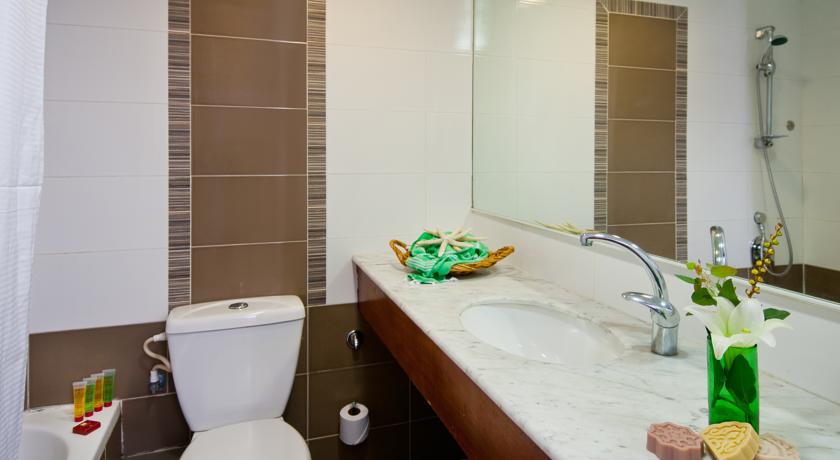 Номера в отеле Leonardo Inn Dead Sea, Эйн Бокек, Израиль