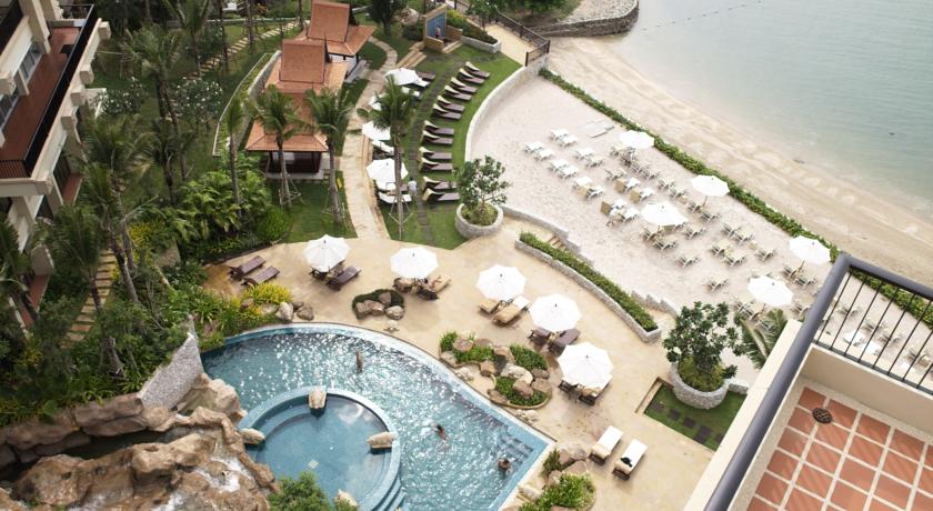 Территория отеля