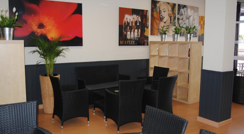 Лаунж в холле