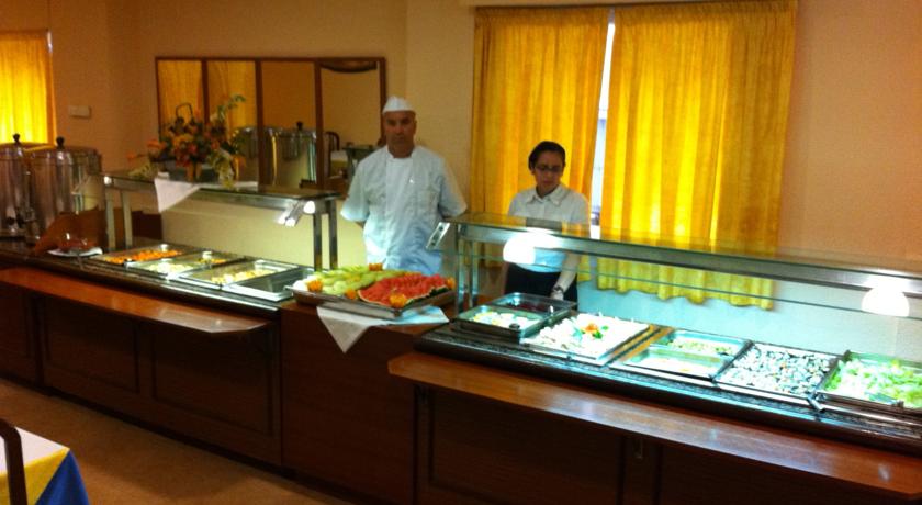 Ресторан со шведским столом