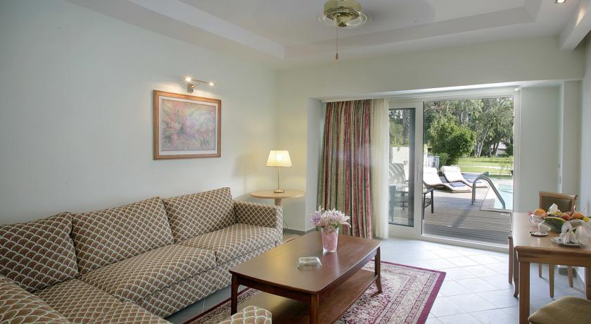 Номера в отеле Theophano Imperial Palace, Халкидики-Кассандра, Греция