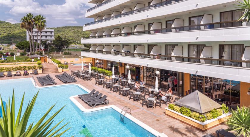 Территория отеля