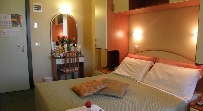 Номера в отеле Crosal, Римини, Италия