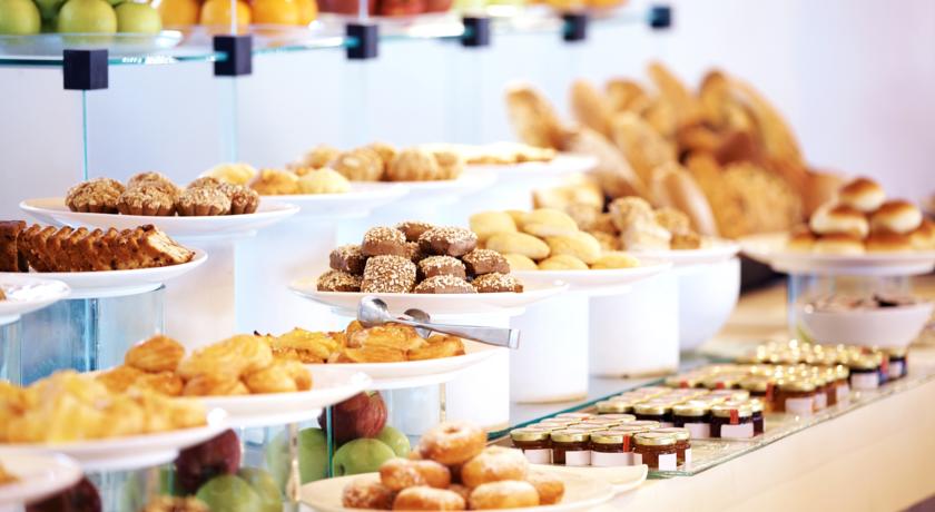 Ресторан со шведским столом