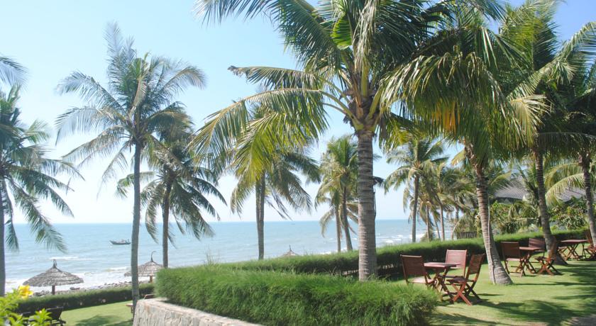 Ресторан в саду