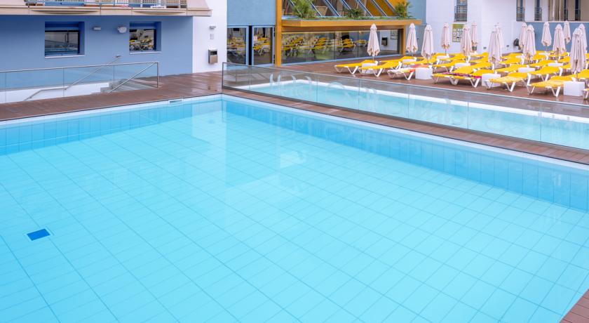 Открытый бассейн