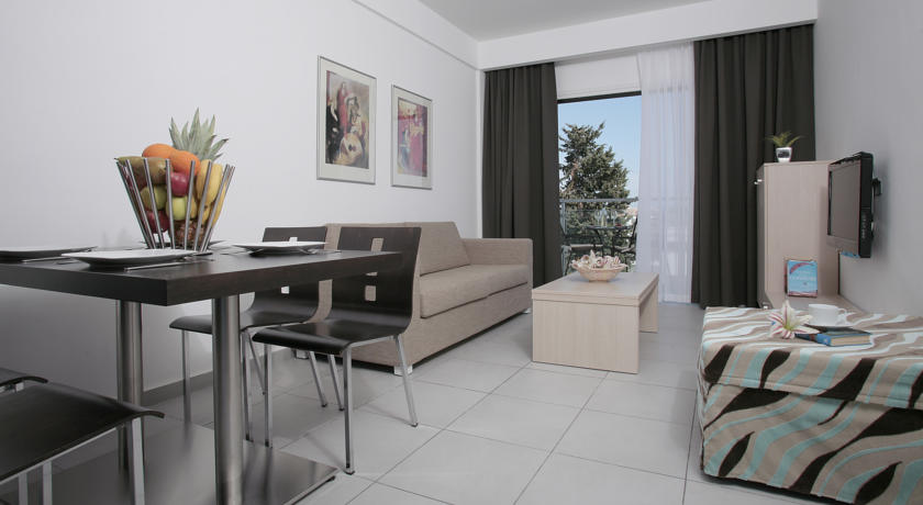 Апартаменты в отеле Anemi Hotel Apartments, Пафос, Кипр