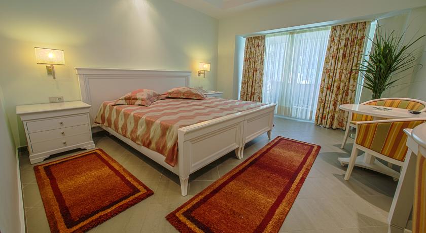 Номера в отеле Theophano Imperial Palace, Халкидики-Кассандра, Греция