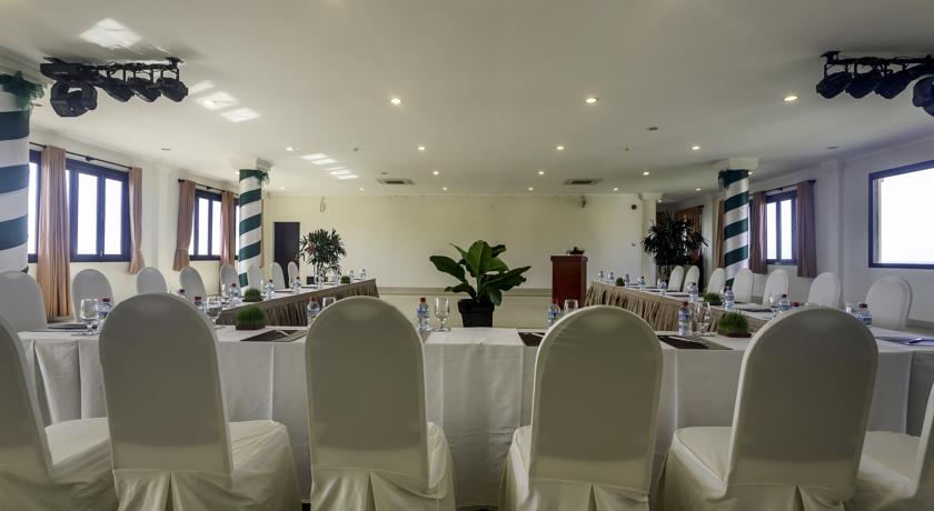 Банкетный зал