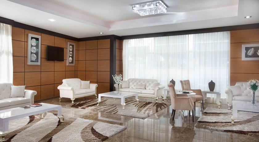 Номера в отеле Bluebay Black Stone Hotel, Дубай, ОАЭ