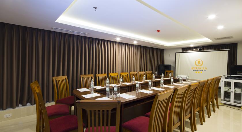 Конференц-зал