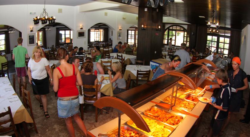 Ресторан со шведским столом