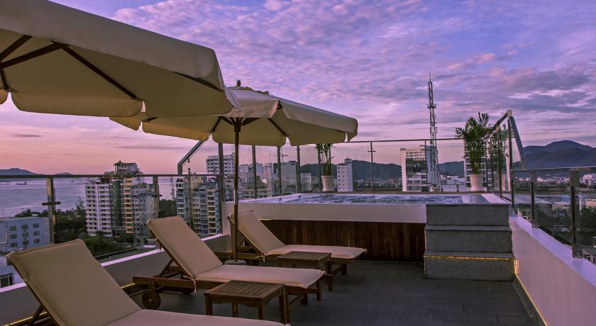 Терраса для загара на крыше