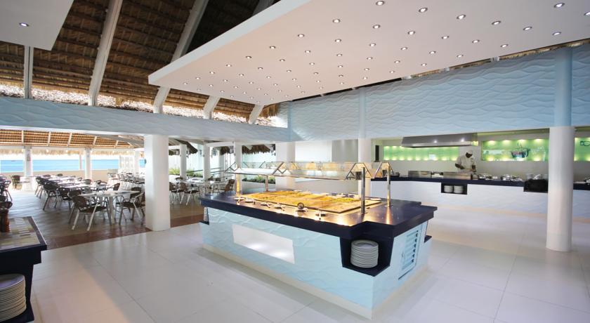 Ресторан со шведским столом