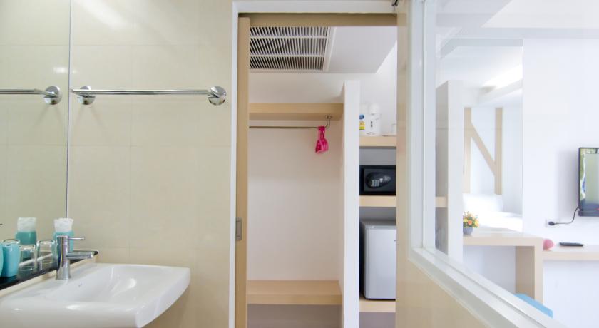 Номера в отеле Dragon Beach Resort, Паттайя, Таиланд