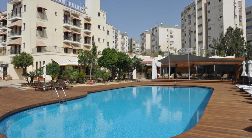 Открытый бассейн