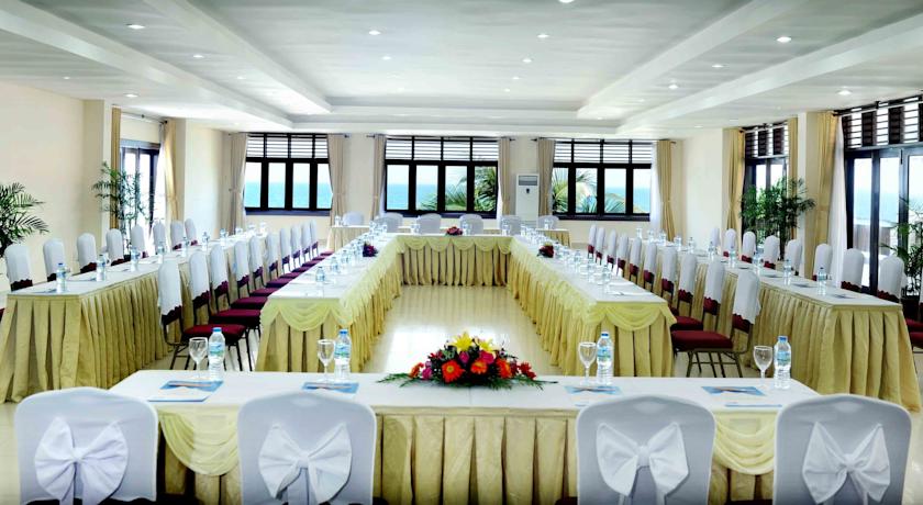 Банкетный зал