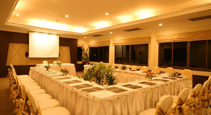 Банкетный зал