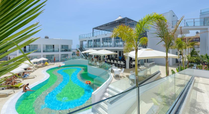 Открытый бассейн