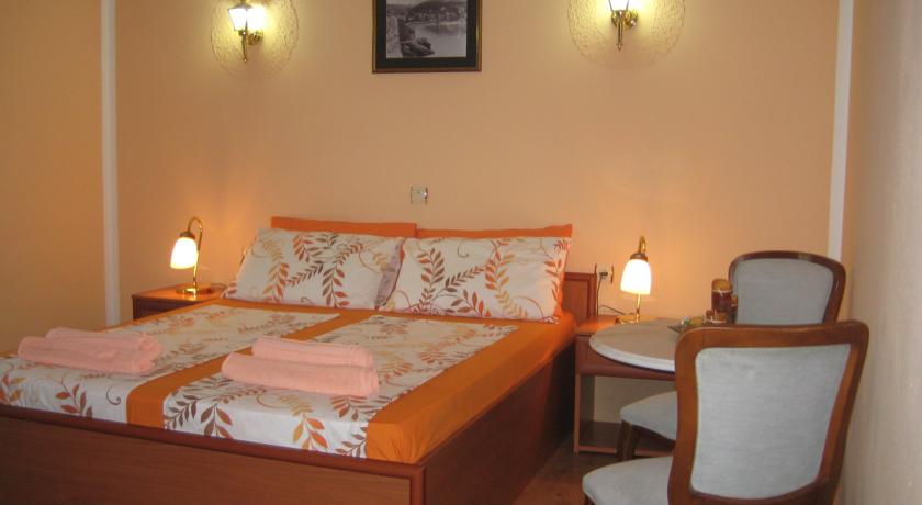 Номера в отеле Villa Holiday Apartments, Ульцинь, Черногория