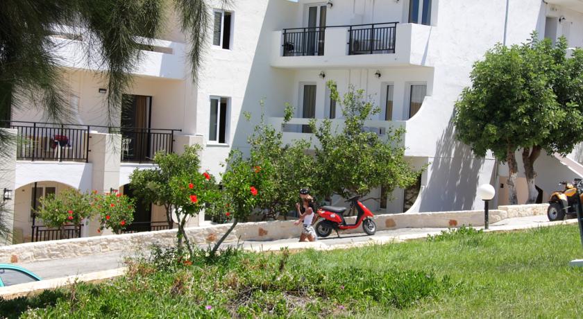 Территория отеля