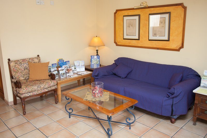 Номера в отеле Estella Hotel Apts, Лимассол, Кипр