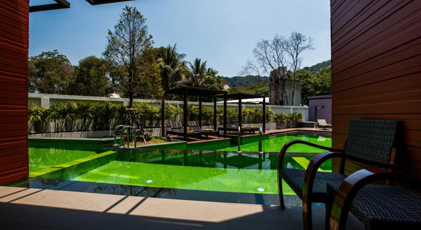 Номера с выходом в бассейн