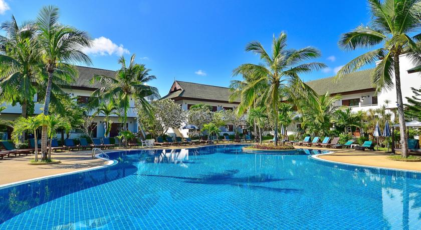 Открытый бассейн