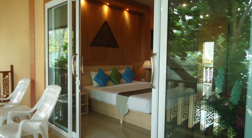 Номера в отеле Coconut Beach Resort, Чанг, Таиланд