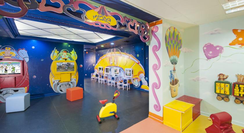 Детский клуб