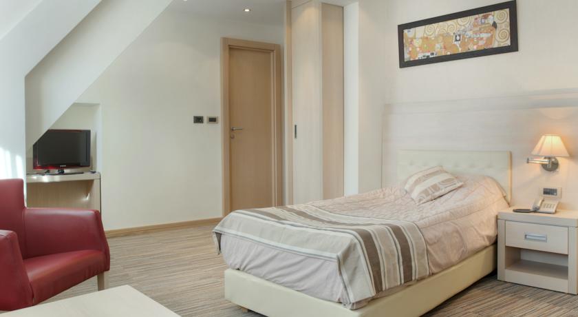 Номера в отеле Family Hotel Angella, Копаоник, Сербия