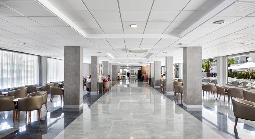 Холл и лаунж