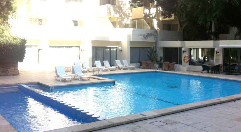 Открытый бассейн