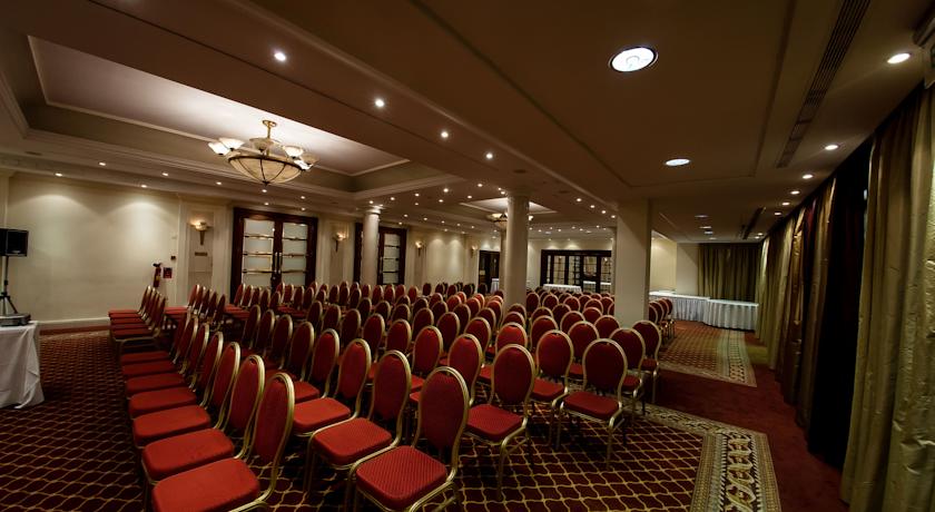 Конференц-зал