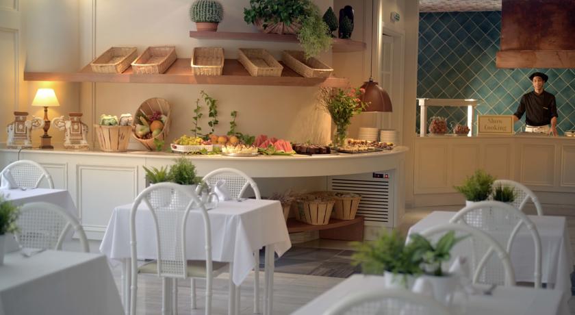 Ресторан со шведским столом