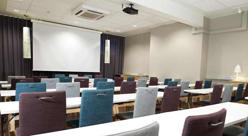 Конференц-зал