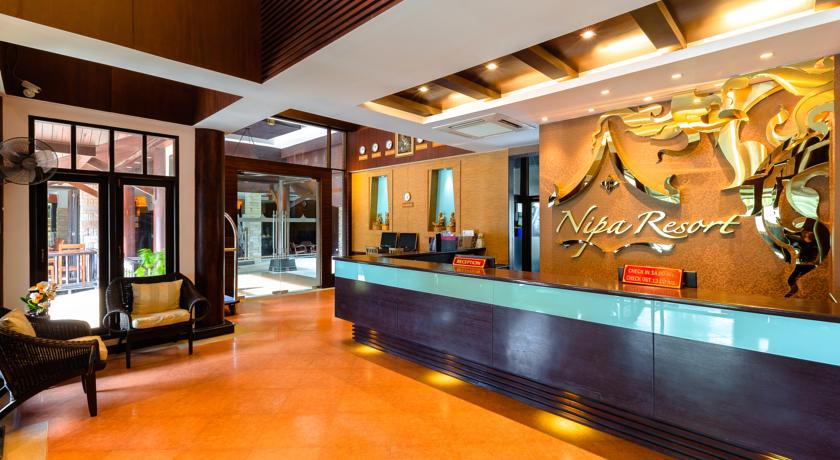 Рецепция в холле