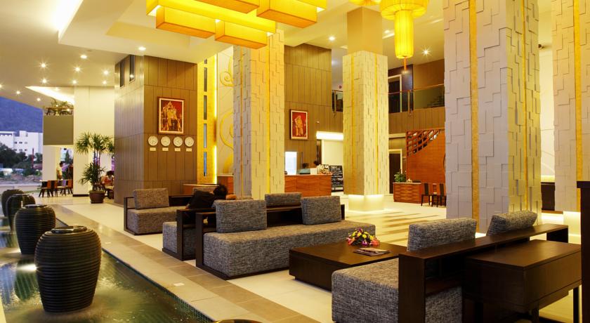 Лаунж в холле