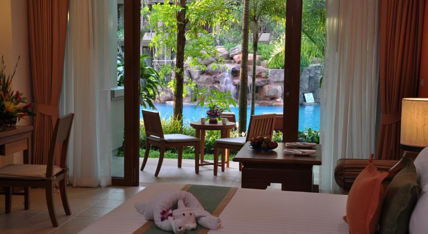 Номера в отеле Ravindra Beach Resort & Spa, Паттайя, Таиланд