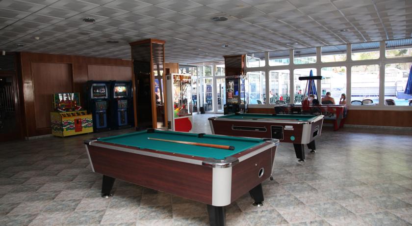 Бильярдная
