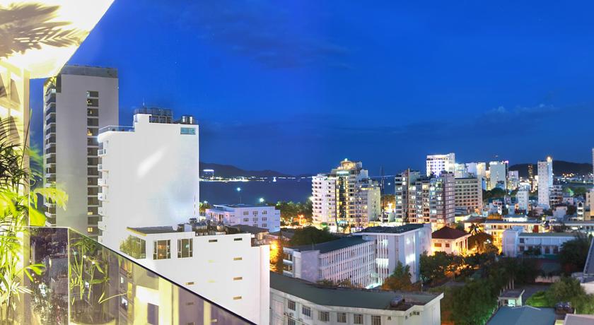 Вид с крыши отеля