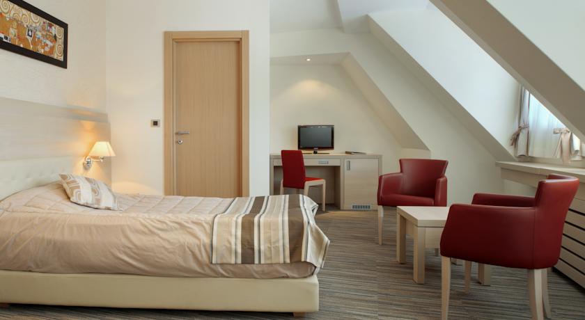 Номера в отеле Family Hotel Angella, Копаоник, Сербия